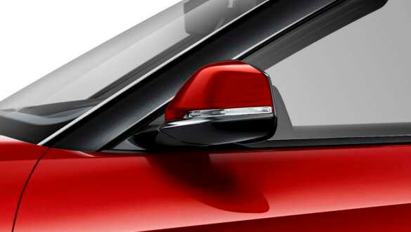 Глянцевий BMW Individual Shadow Line.