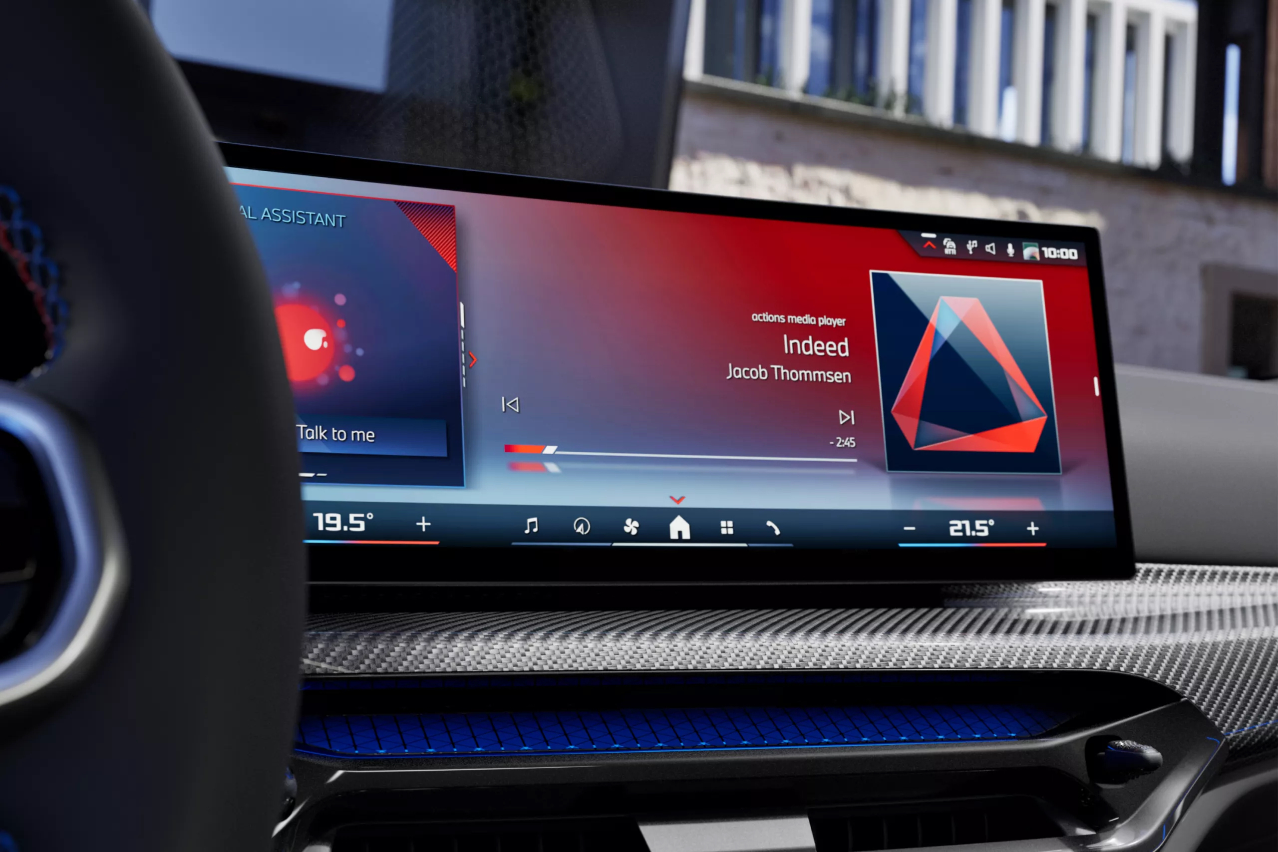 Він не просто слухає, а й думає разом з вами.