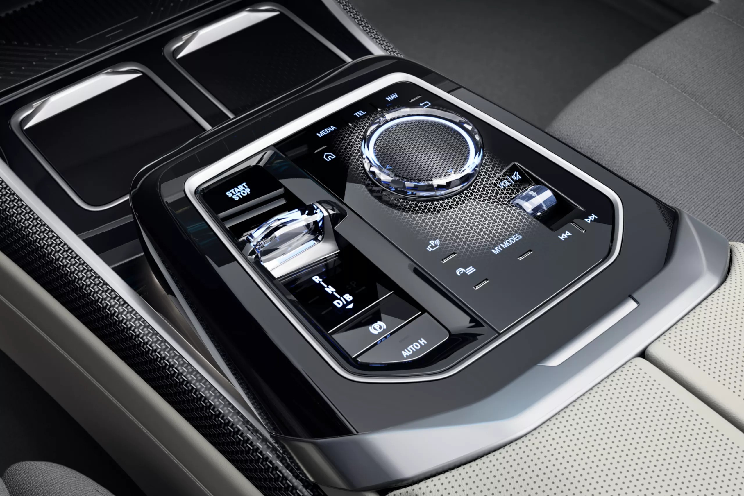 Зручний? Спортивний? І той, і інший.